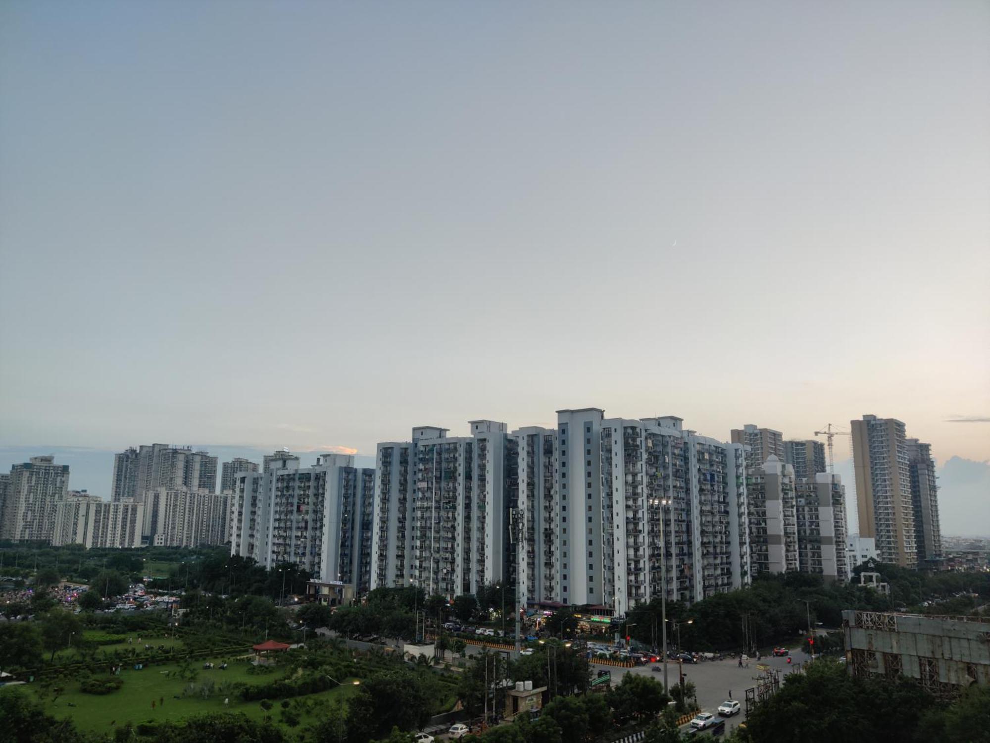 The Forest Stays-Luxury Studio Apartment In 노이다 외부 사진