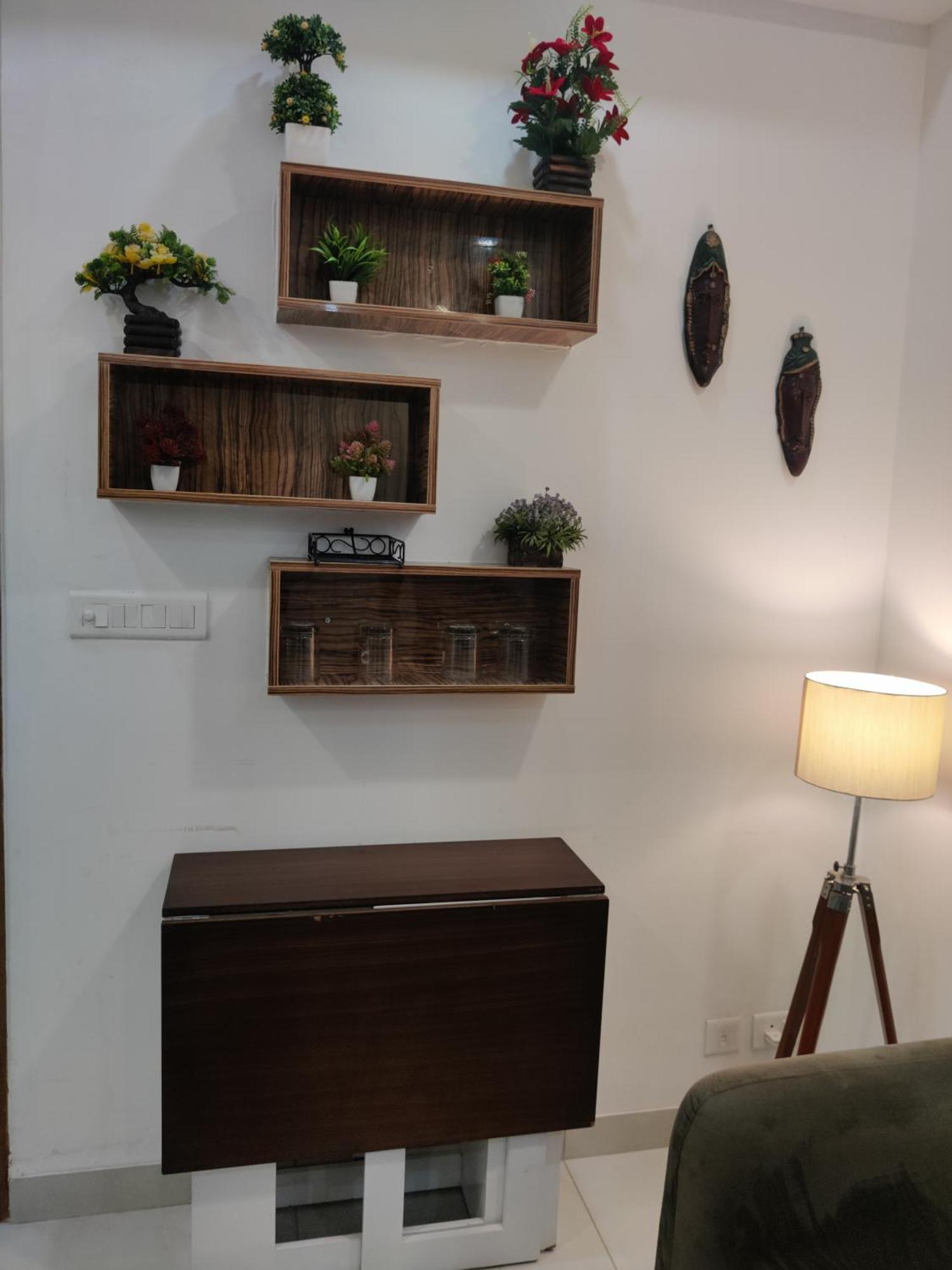 The Forest Stays-Luxury Studio Apartment In 노이다 외부 사진