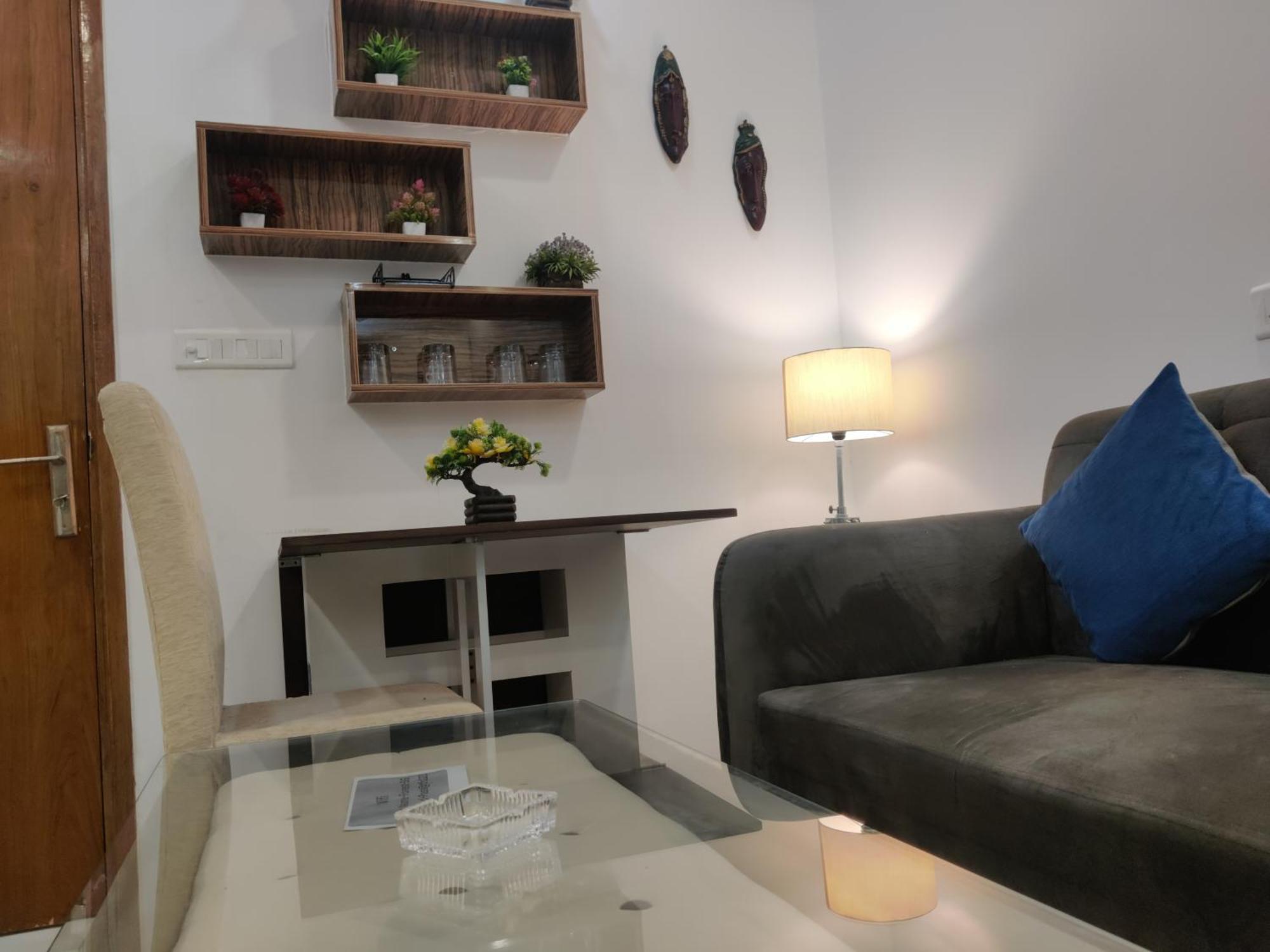 The Forest Stays-Luxury Studio Apartment In 노이다 외부 사진
